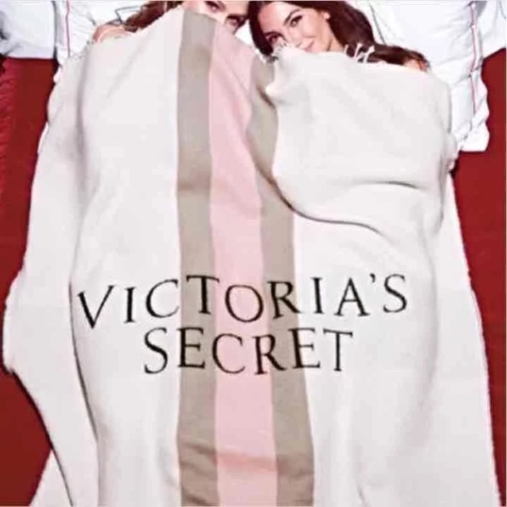 NEW VS Limited Edition Throw Blanket